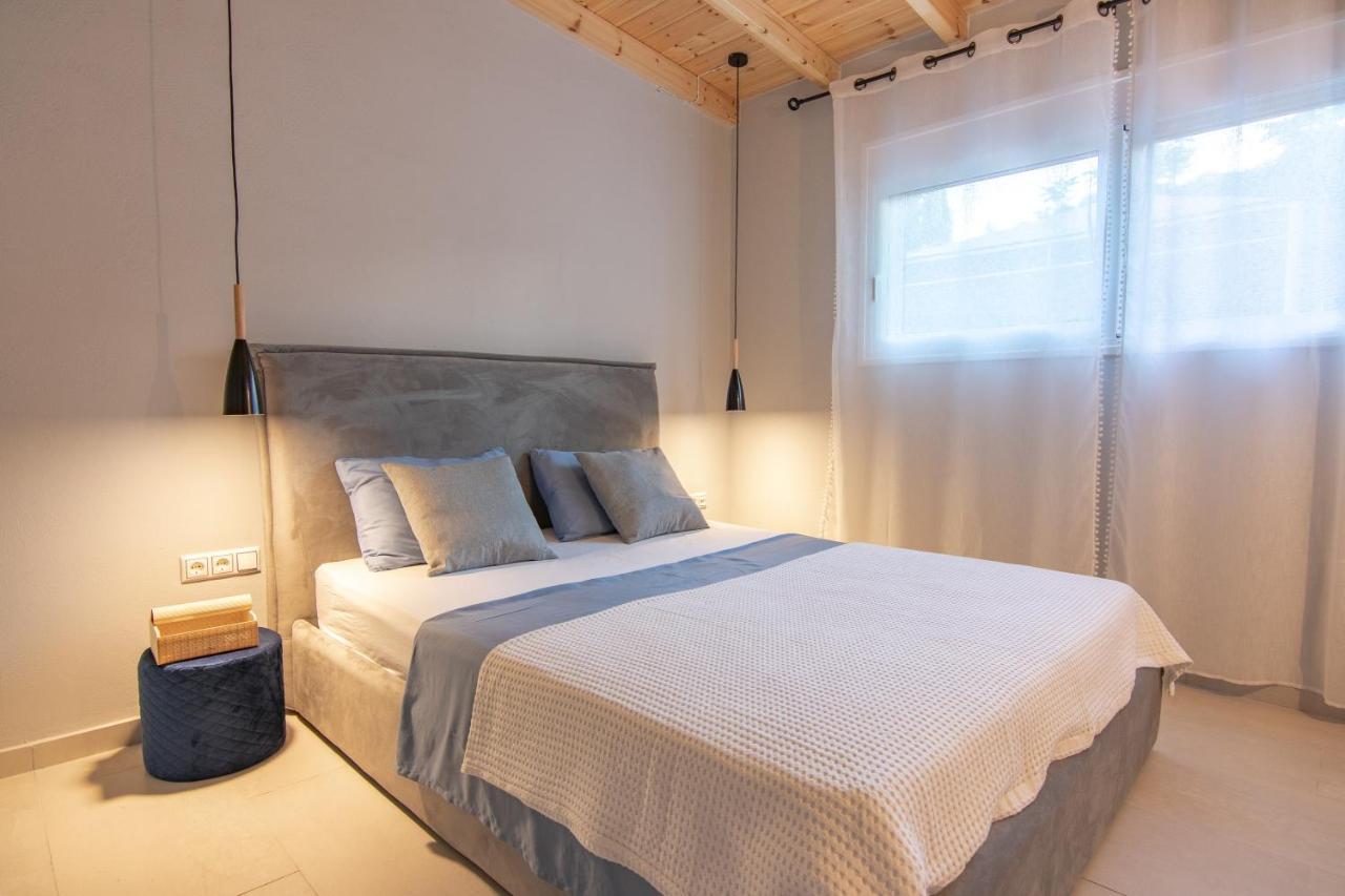 Georgianna'S Suite With Private Pool , 'Blank Suite' Charokopio Екстер'єр фото